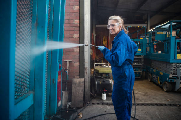 Best Concrete Pressure Washing  in Garden Grove, CA