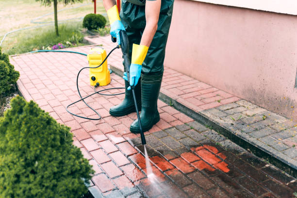 Best Roof Pressure Washing  in Garden Grove, CA